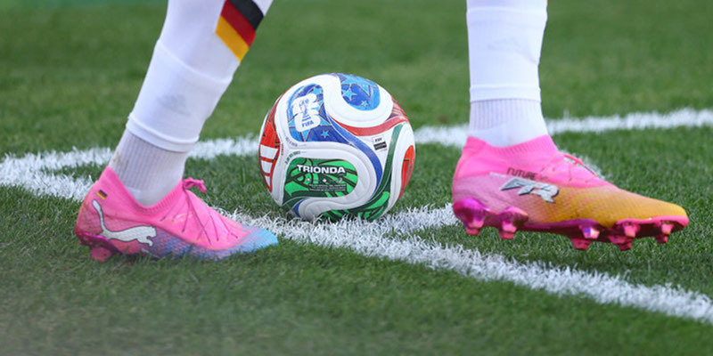 ADIDAS CALIFICA DE “COINCIDENCIA” LA INVASIÓN DE BOTINES ROSAS DURANTE EL MUNDIAL