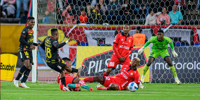 Barcelona SC y El Nacional se podrían enfrentar en Copa Libertadores