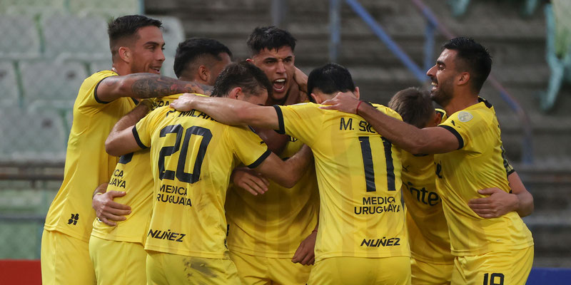 Oficial: Byron Castillo es nuevo jugador de Peñarol