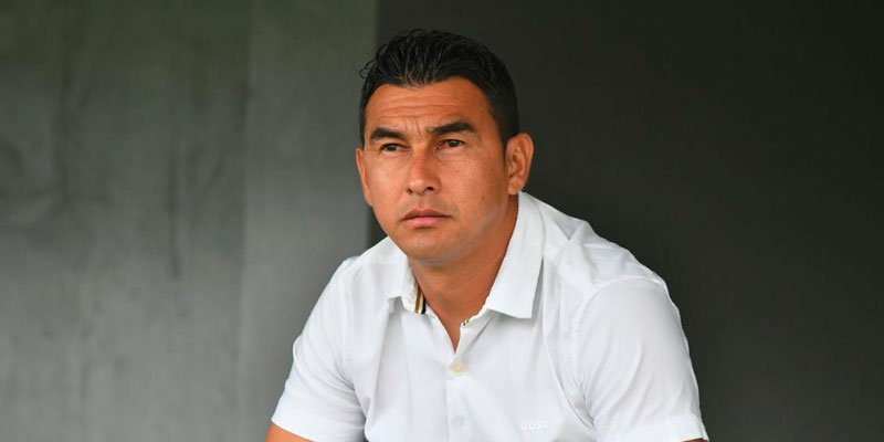 Manta oficializa la salida de Efrén Mera como director técnico del Manta.
