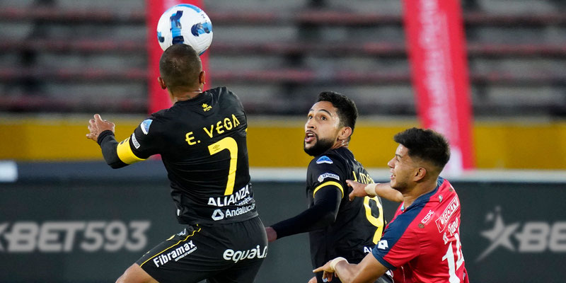 Emocionante empate entre El Nacional y Aucas por LigaPro