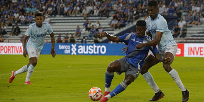 ¡Duelo vibrante en Quito! Universidad Católica vs Emelec.