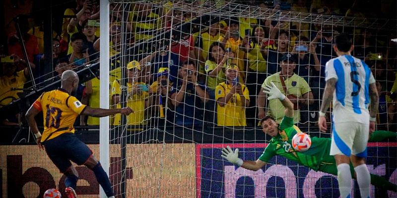 Enner Valencia: “Este grupo da todo por el país y hoy la gente lo disfrutó”