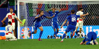 Italia a octavos y Croacia eliminada de la Eurocopa