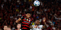 Noche redonda: Gonzalo Plata titular en la paliza 8-0 de Flamengo a Vitória.