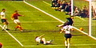 El gol fantasma que cambió la historia de los Mundiales