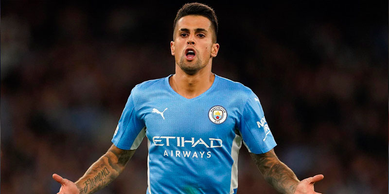 Joao Cancelo es nuevo jugador del Al Hilal
