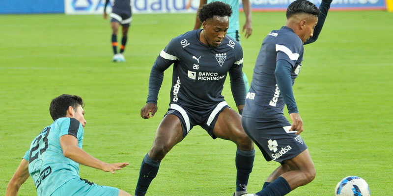 Liga de Quito venció a Cumbayá en partidos amistosos