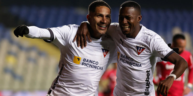 En su debut, Paolo Guerrero le dio la victoria a Liga de Quito