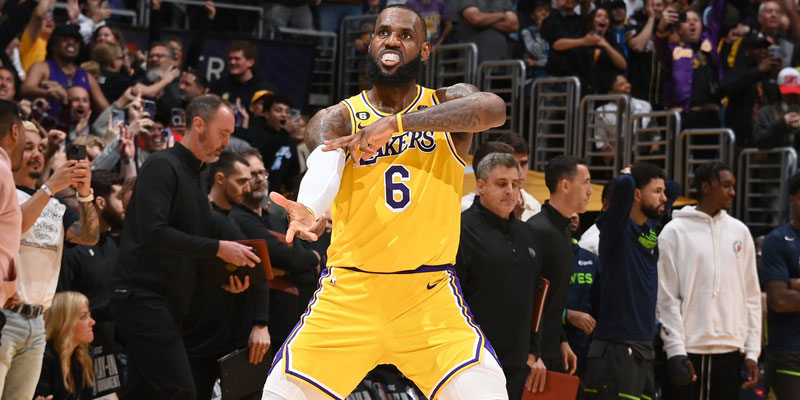 Los Ángeles Lakers están en Play-Offs