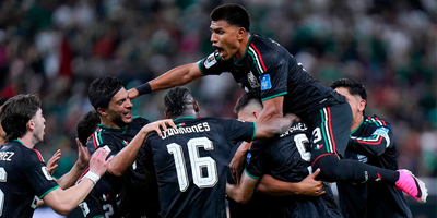 México arrasa y avanza con paso perfecto
