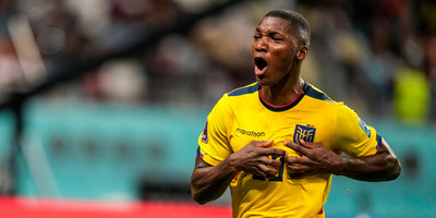 MOISÉS CAICEDO SUSPENDIDO PARA EL DEBUT MUNDIALISTA