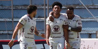 MUSHUC RUNA IMPONE SU JERARQUÍA Y GOLEA 3-0 A TÉCNICO UNIVERSITARIO