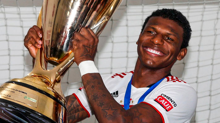 ROBERT ARBOLEDA NO SEGUIRÁ EN SÃO PAULO