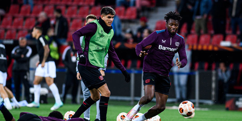 Hincapié titular en la goleada del Leverkusen por la Europa League