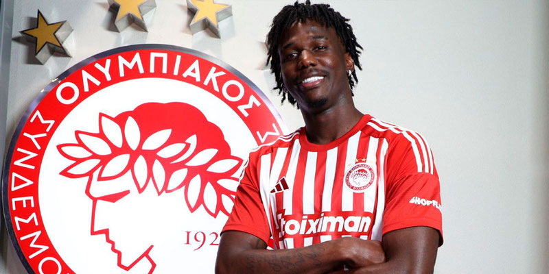 Jackson Porozo debutó con el Olympiacos FC