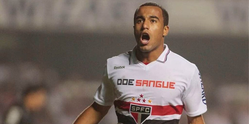 Tras 11 años, Lucas Moura vuelve a Sao Paulo