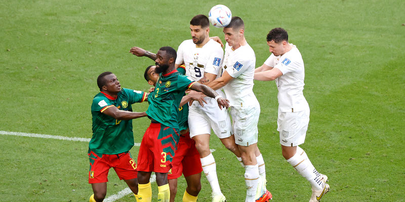 Partidazo a puro gol entre Camerún y Serbia