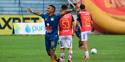 ¡DELFÍN SE ILUSIONA CON LA PERMANENCIA!