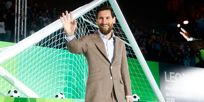 ¡MESSI REVELA POR QUÉ PREFIERE AYUDAR A LOS MÁS NECESITADOS EN SILENCIO!