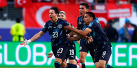 PARAGUAY VENCIÓ A TURQUÍA, SIGUE CON VIDA Y LA DEJÓ FUERA DEL MUNDIAL 2026