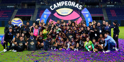 DRAGONAS IDV HACE HISTORIA Y CONQUISTA EL TRICAMPEONATO DE LA SUPERLIGA FEMENINA