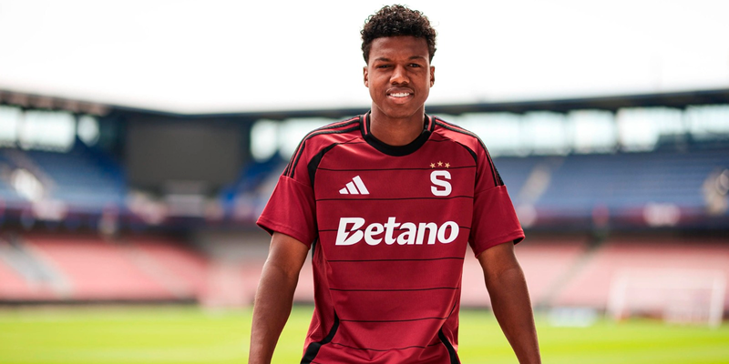 ¡SE DESTAPA EN EUROPA!JOHN MERCADO VUELVE A CELEBRAR CON EL SPARTA PRAGA