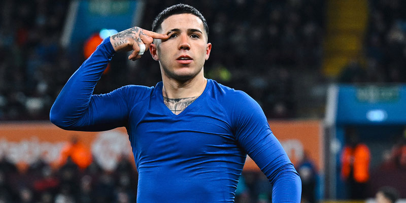 VICTORIA DEL CHELSEA Y 'NIÑO' MOI ASUSTÓ CON UNA POSIBLE LESIÓN