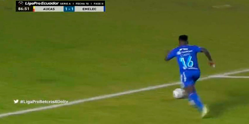 Jugador de Emelec admite haber fallado el gol de la victoria