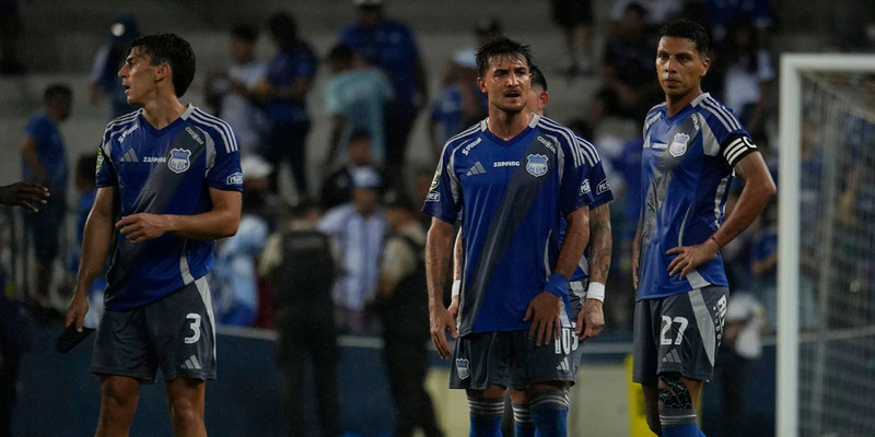 EMELEC DEJÓ ESCAPAR LA VENTAJA EN CASA