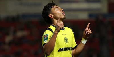 JEREMY SARMIENTO BRILLÓ EN LA CARABAO CUP: GOL Y ASISTENCIA CON MIDDLESBROUGH