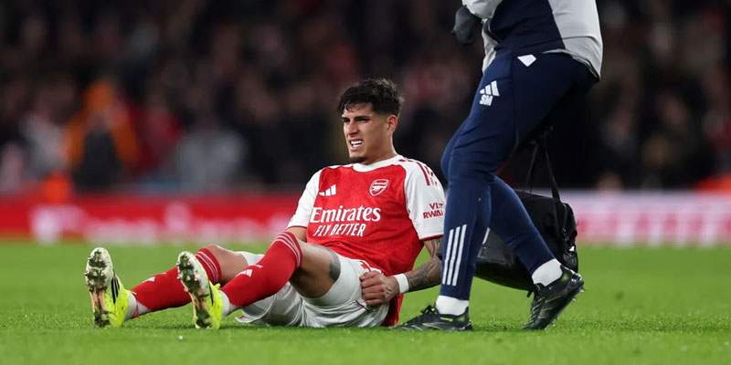 ¡HINCAPIÉ SUFRE OTRO REVÉS: ARSENAL ESPERA LOS EXÁMENES MÉDICOS!