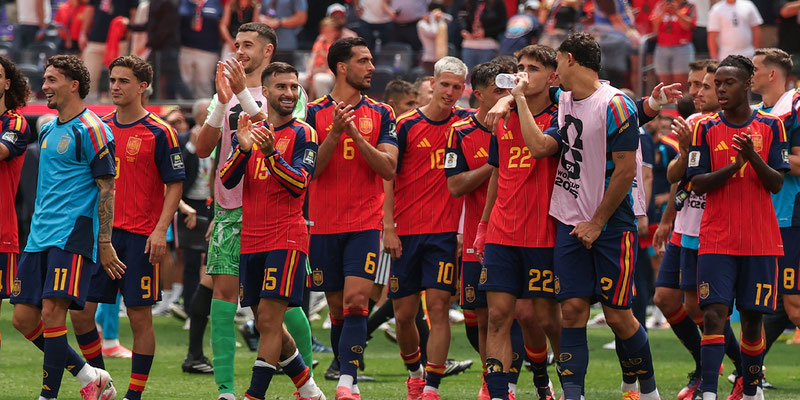 ESPAÑA BUSCA VOLVER A LA GLORIA MUNDIAL CON UNA GENERACIÓN HISTÓRICA