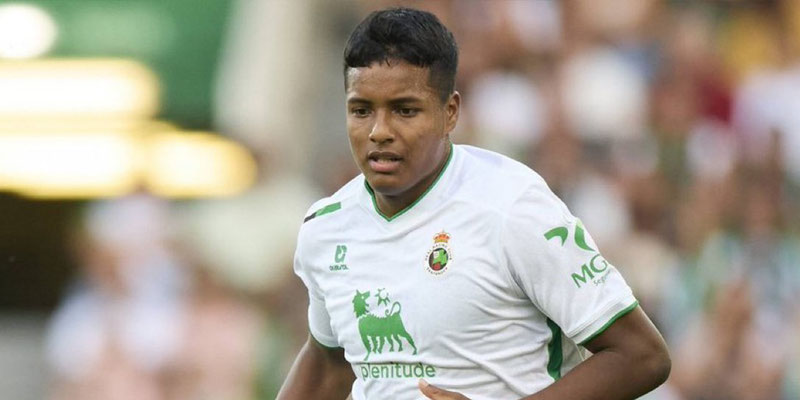 Jeremy Arévalo estaría cerca del Stuttgart de Alemania