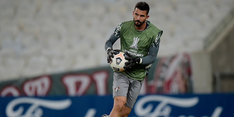 Arquero de Fluminense criticó a Enzo Pérez