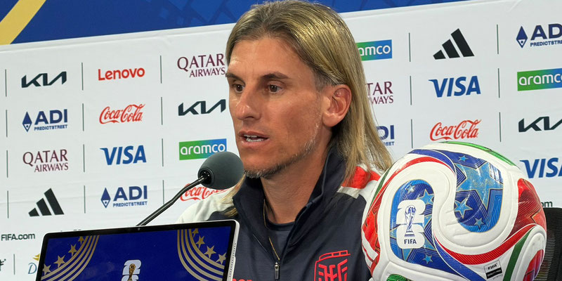 BECCACECE PIDE CALMA PARA MEDIRSE A CURAZAO