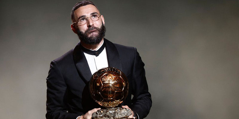 ¡BENZEMA ARMA SU PODIO! EL FRANCÉS ELIGIÓ AL MEJOR ‘9’ DE LA HISTORIA Y SE PUSO EN EL TOP 3