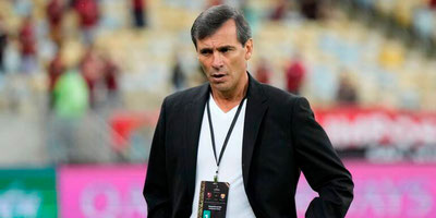 BUSTOS NO LLEGARÁ A EMELEC