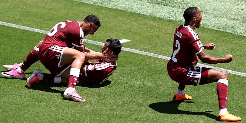 Qatar rescata un empate histórico ante Suiza