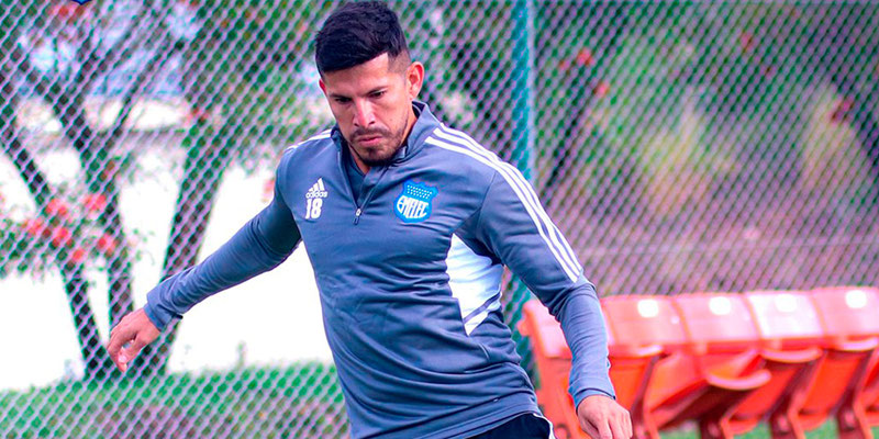 Chavo Cruz ya entrena con el resto de sus compañeros