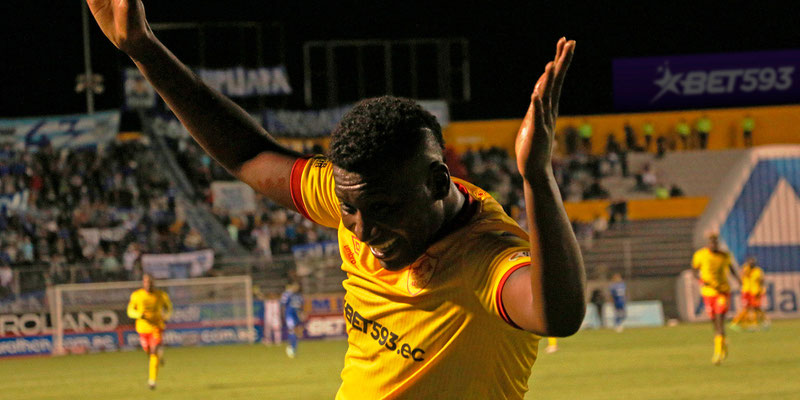 JJ CIFUENTES LLEGA A LOS 100 GOLES EN EL FÚTBOL ECUATORIANO