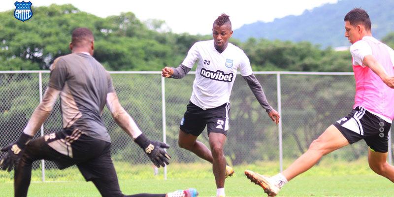 Regresan Miller, Sosa y el 'Cuco' Angulo en Emelec