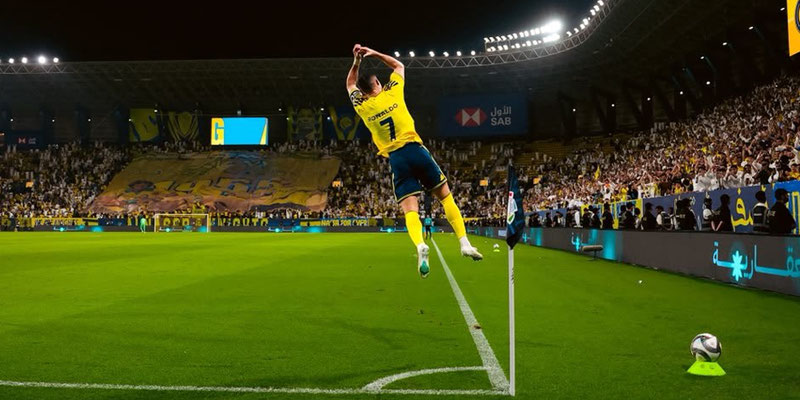 ¡CRISTIANO RONALDO IMPARABLE! MARCÓ UN TRIPLETE Y QUEDÓ A 15 GOLES DE LOS 1000