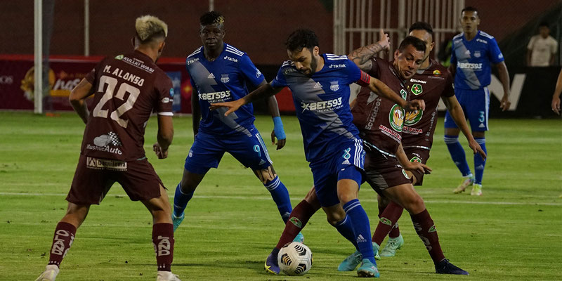 Emelec se baja de la pelea por la etapa