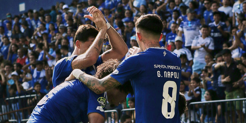 ¡POSIBLE 11 DE EMELEC PARA EL CLÁSICO!