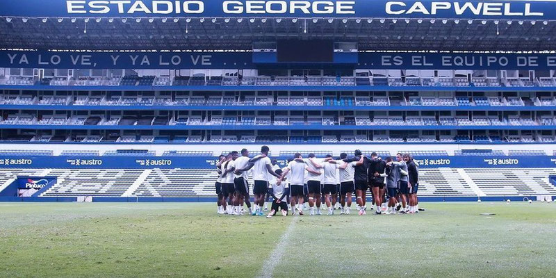 ¡Vuelve el Bombillo al mercado de pases! Emelec levanta sanciones