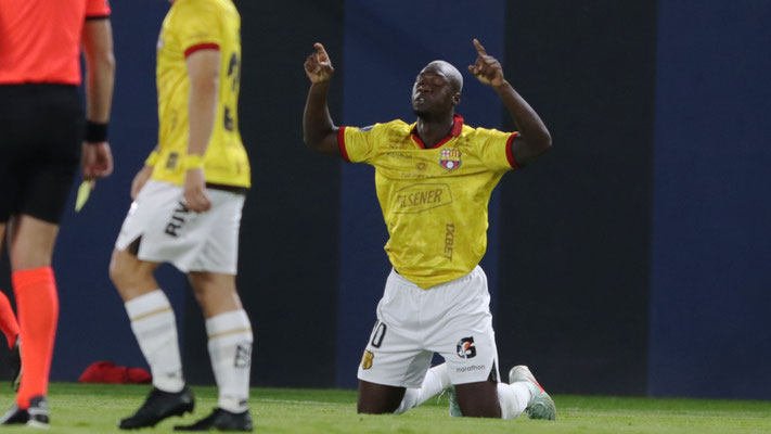 ¿Despedida en puerta? Felipe Caicedo duda de su continuidad.