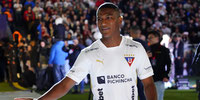CARLOS GRUEZO SE DESPIDE DE LDU