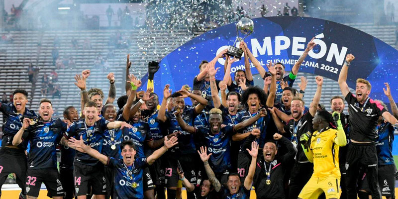 IDV entre los 5 mejores clubes CONMEBOL según la IFFHS