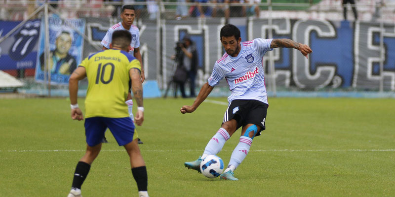Emelec igualó con Delfín en Portoviejo